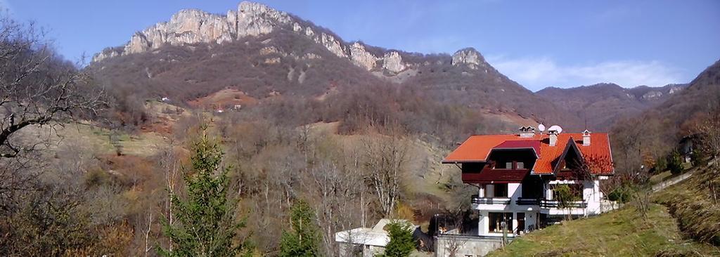 Villa Cherven 테티븐 외부 사진